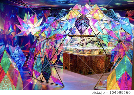 キラキラ空間 キラキラ空間 104999560