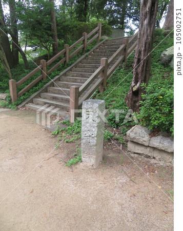 三木城跡　天守閣 105002751