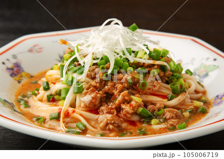 汁なし担々麺 汁なし担々麺 105006719