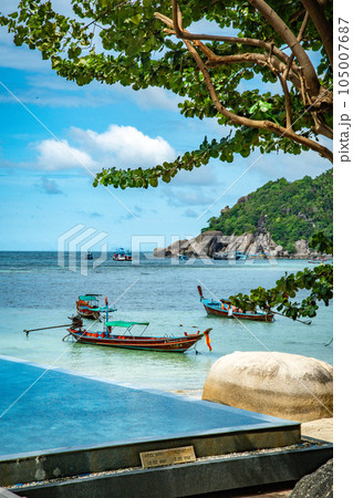 View of Haad Tien Beach resort in shark bay, koh Tao, Thailand View of Haad Tien Beach resort in shark bay, koh Tao, Thailand 105007687