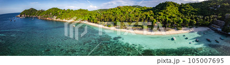 Aerial view of Haad Tien Beach in shark bay, koh Tao, Thailand 105007695