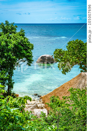 Aerial view of Haad Tien Beach in shark bay, koh Tao, Thailand Aerial view of Haad Tien Beach in shark bay, koh Tao, Thailand 105007696