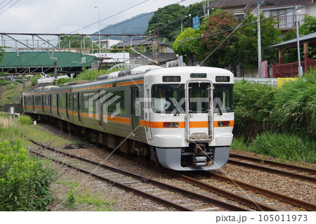 普通御殿場行 313系 御殿場線 松田付近 普通御殿場行 313系 御殿場線 松田付近 105011973