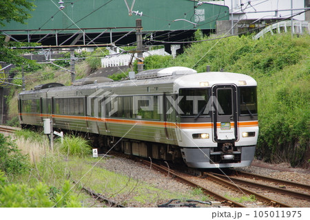 快速さわやかウォーキング 373系 御殿場線 松田付近 快速さわやかウォーキング 373系 御殿場線 松田付近 105011975