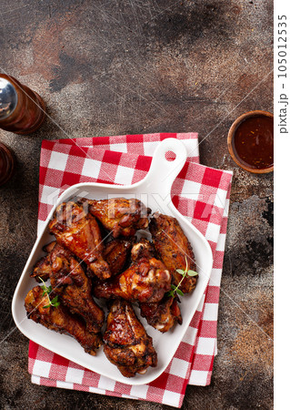 Barbeque chicken wings 105012535
