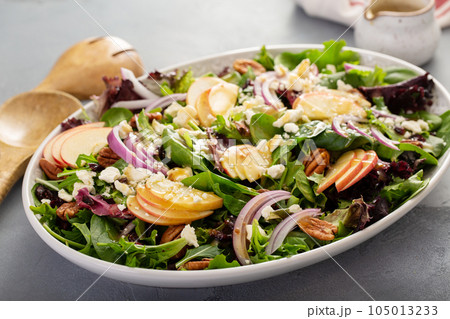Winter salad with apple and pecans Winter salad with apple and pecans 105013233