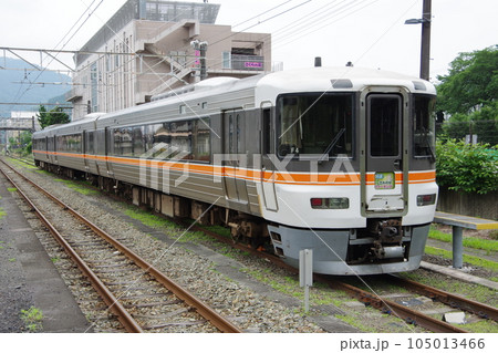 快速さわやかウォーキング373系 御殿場線 山北駅留置 105013466