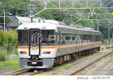 快速さわやかウォーキング373系 御殿場線 山北駅留置 105013470