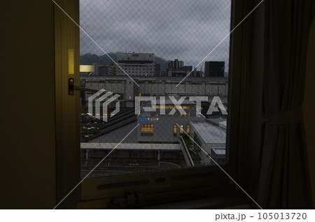 ホテルの部屋から 新山口駅の眺め 105013720