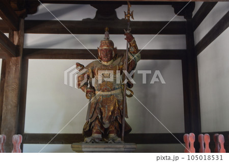 「増長天」の像（萬福寺･天王殿／京都府宇治市五ケ庄三番割34） 105018531