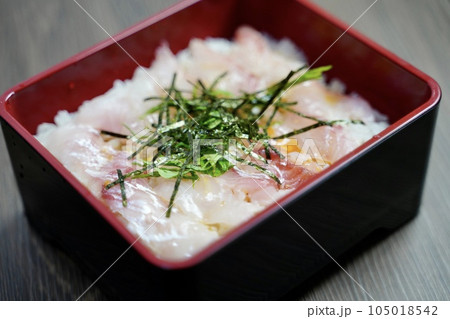 美味しい鯛めし 美味しい鯛めし 105018542