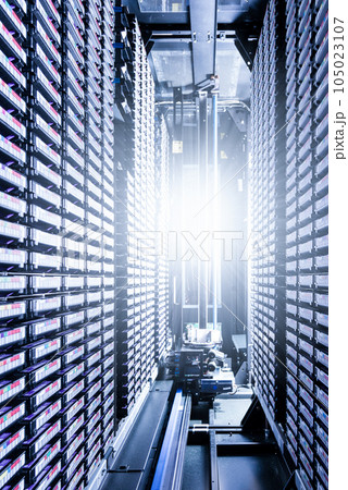 big data storage network and cloud computing technology concept 105023107