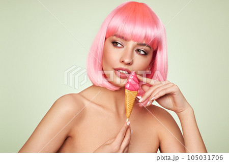 Beauty model portrait with pink hair 105031706