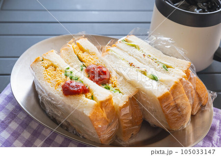 冷凍サンドイッチのランチ 105033147