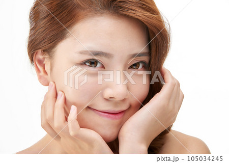 Beauty, a clean-skinned young woman Beauty, a clean-skinned young woman 105034245