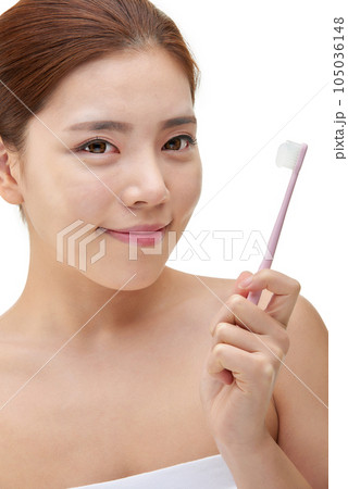 beautiful woman with toothbrush beautiful woman with toothbrush 105036148