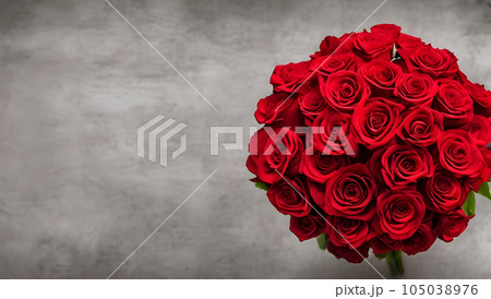 赤いバラの花束　記念日のイメージ 105038976