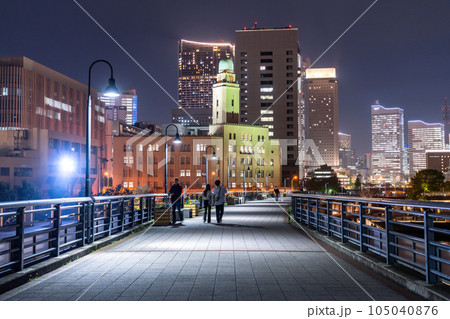 《神奈川県》横浜港町の夜景・象の鼻パーク 105040876