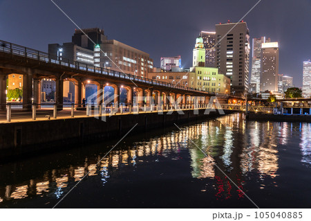 《神奈川県》横浜港町の夜景・象の鼻パーク 105040885