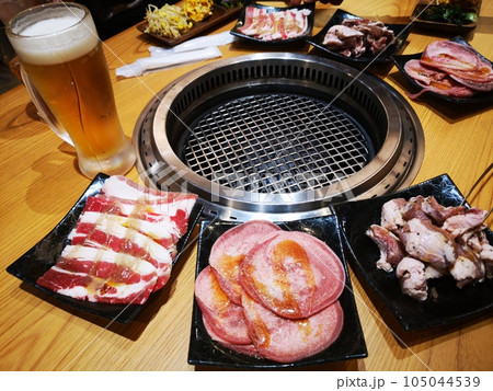 焼肉屋の食べ放題 焼肉屋の食べ放題 105044539