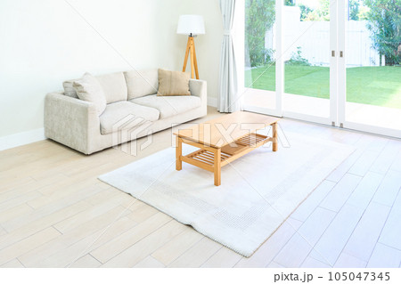 リビングルーム 105047345