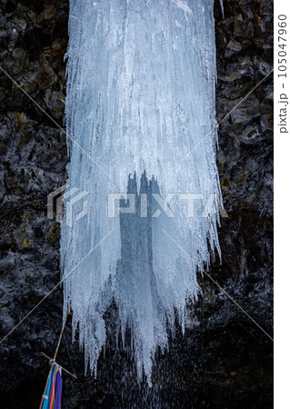 完全凍結まであと少しの乳穂ヶ滝(青森県西目屋村)2023年 完全凍結まであと少しの乳穂ヶ滝(青森県西目屋村)2023年 105047960