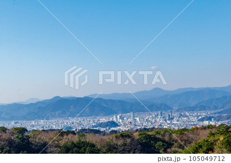 【静岡の景観】日本平からの眺望（静岡市街地方向） 105049712