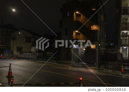 北区王子 夜間の住宅街 北区王子 夜間の住宅街 105050918