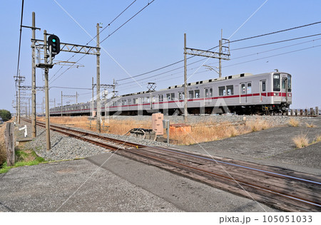 鉄道　私鉄：東武伊勢崎線　10000系　群馬県邑楽郡 105051033