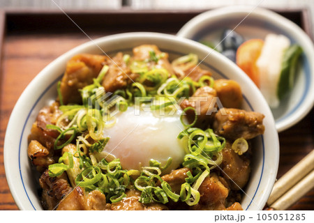 今治風焼鳥丼　郷土料理　愛媛県今治市 105051285