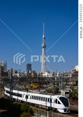東武鉄道スペーシアXと東京スカイツリー 東武鉄道スペーシアXと東京スカイツリー 105055225