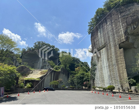 The Oya History Museum is a museum built inside a massive former stone quarry in northwestern Utsunomiya. The man-made caverns were originally developed during the Edo Period to mine Oya Stone, a soft The Oya History Museum is a museum built inside a massive former stone quarry in northwestern Utsunomiya. The man-made caverns were originally developed during the Edo Period to mine Oya Stone, a soft 105055638