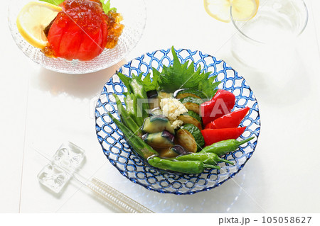 夏野菜の揚げ浸し 夏野菜の揚げびたし 冷やしトマトのポン酢ジュレ 夏野菜の揚げ浸し 夏野菜の揚げびたし 冷やしトマトのポン酢ジュレ 105058627