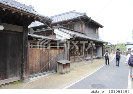 水郷佐原・伝統的建物の街並み 105061195
