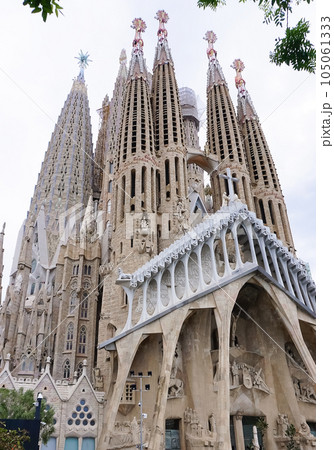The Sagrada Familia and construction works in Barcelona, Spain The Sagrada Familia and construction works in Barcelona, Spain 105061333