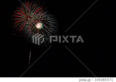 塩竈みなと祭前夜祭の綺麗な花火 105065571