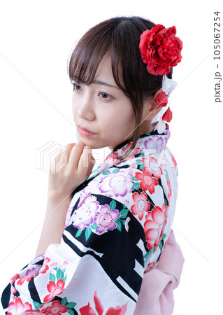 浴衣の若い女性 浴衣の若い女性 105067254