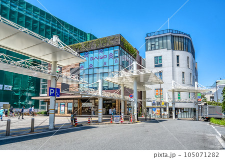 東京都品川区の都市風景　西小山駅 105071282