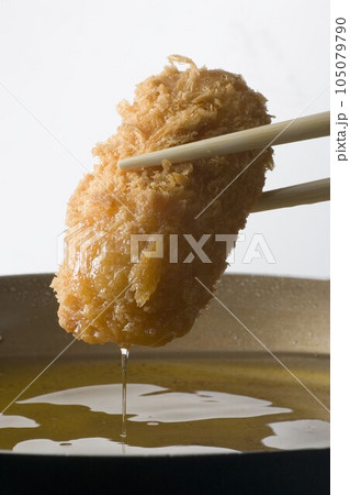 揚がるクリームコロッケ 105079790