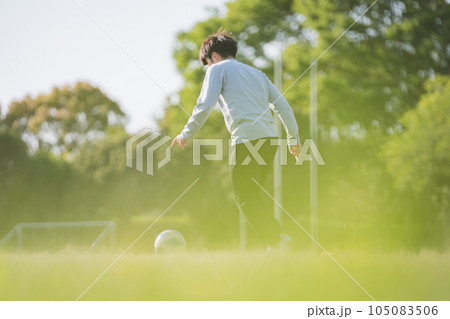 Soccer Coach 105083506