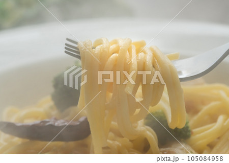 ペペロンチーノ　　麺上げ 105084958