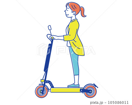 電動キックボードに乗る若い女性　横顔 105086011