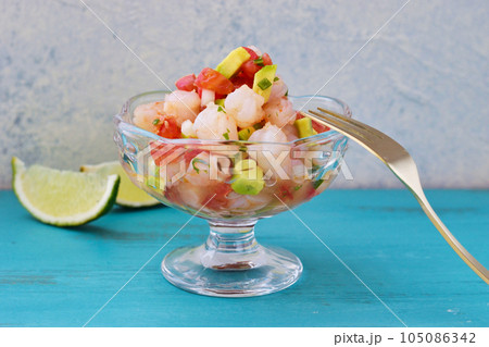 エビのセビーチェ（メキシコ料理） 105086342