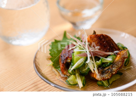 うざく（きゅうりと鰻の酢の物）みょうがと生姜を添えて 105088215