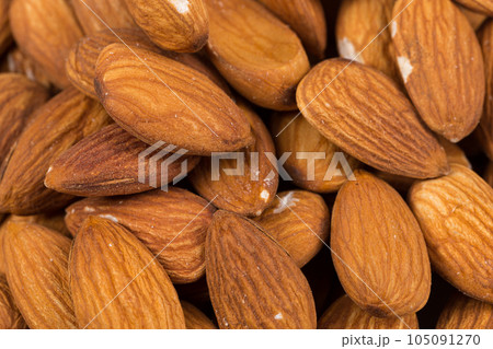 Almond nuts Almond nuts 105091270