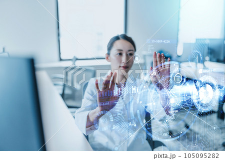 白衣で働く女性 白衣で働く女性 105095282