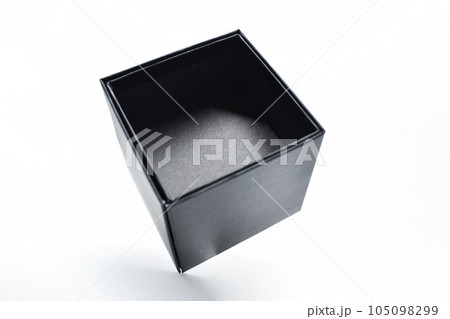 black paper box on white background, packaging industry 105098299