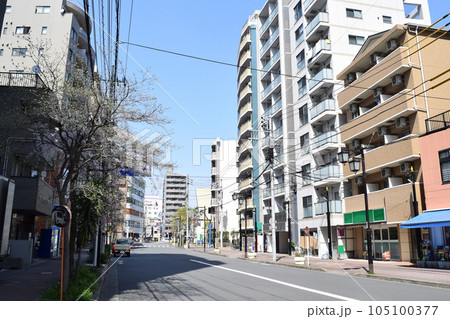 東京都府中市 東府中駅南口の街並み 105100377
