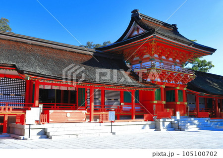 【大分県】晴天の宇佐神宮の上宮 【大分県】晴天の宇佐神宮の上宮 105100702