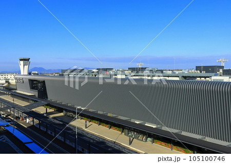 【熊本県】リニューアルした熊本空港 105100746